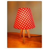 Puantiyeli Abajur Kırmızı Puantiyeli Abajur Kırmızı